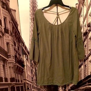Green top.